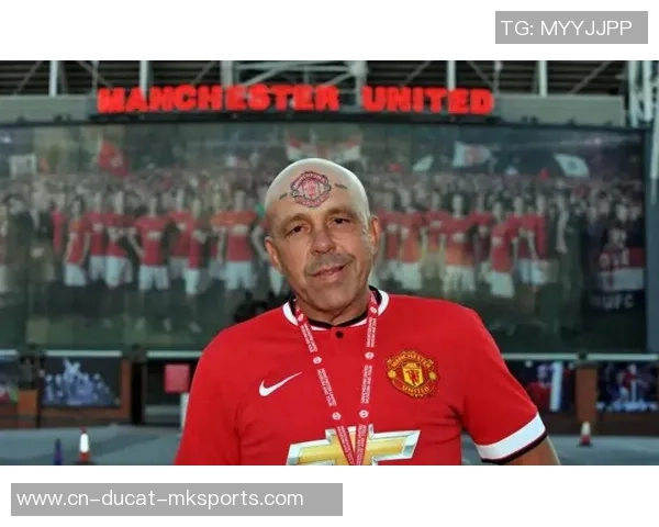 曼联的转会关于英格兰国脚来说“很有吸引力”，红魔预备在1月份采纳举动